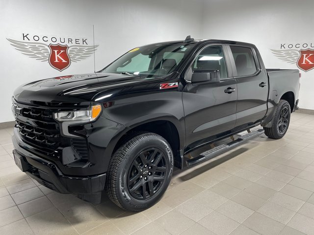 2022 Chevrolet Silverado 1500 RST photo 2