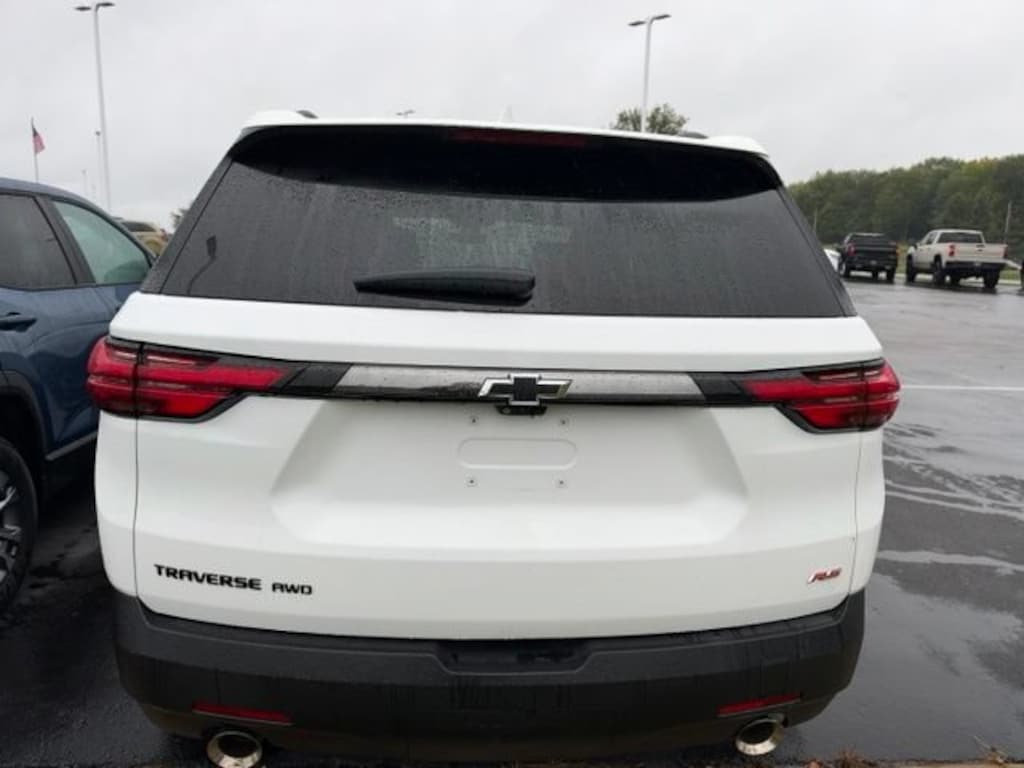 Used 2023 Chevrolet Traverse RS SUV