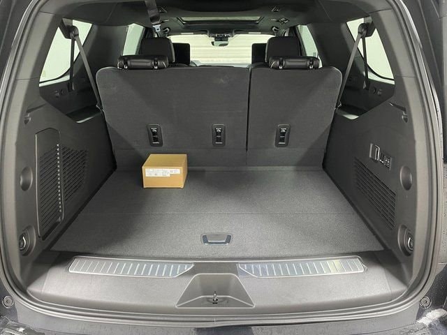 2026 Chevrolet Suburban Premier - Photo 25
