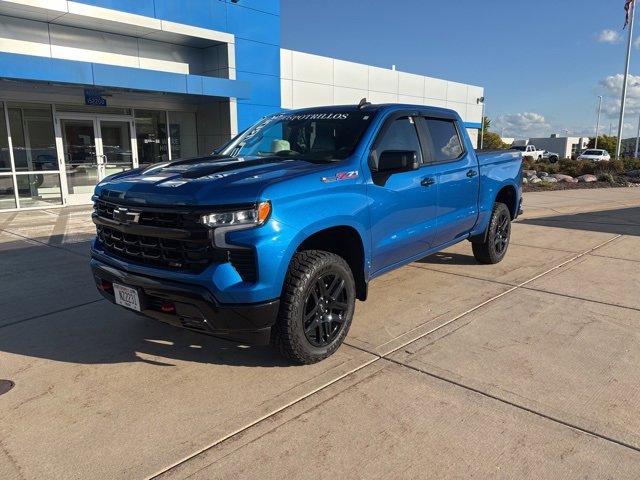 2022 Chevrolet Silverado 1500 LT Trail Boss photo 3