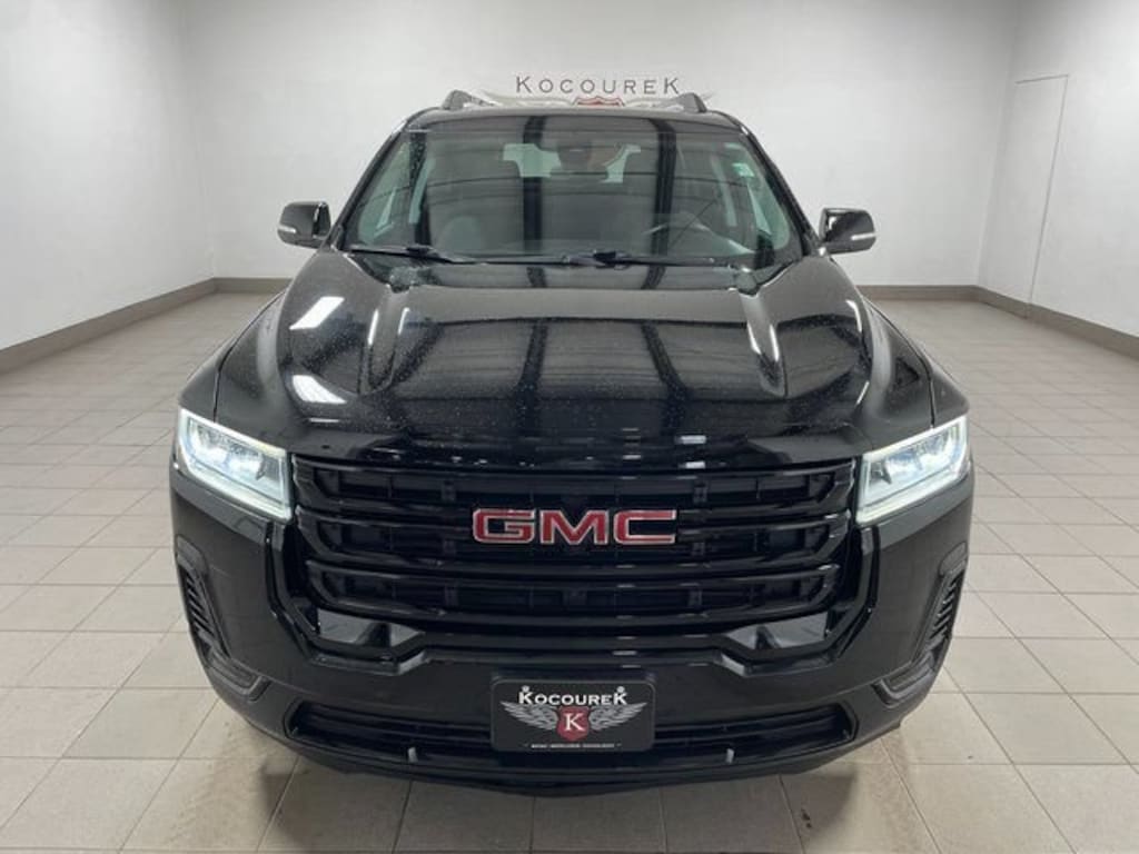 Used 2023 GMC Acadia SLE SUV