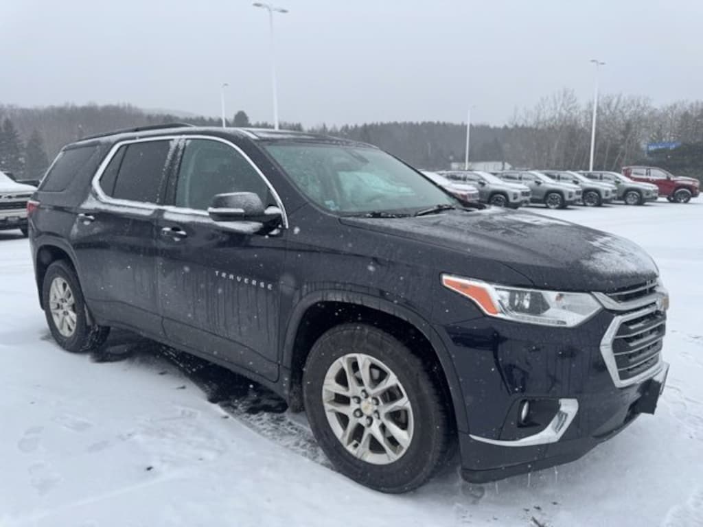 Used 2020 Chevrolet Traverse LT Cloth SUV