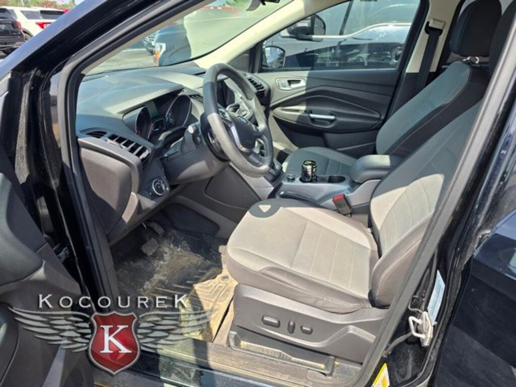 Used 2016 Ford Escape SE SUV