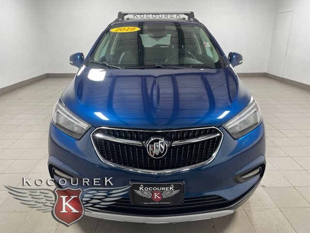 2019 Buick Encore Sport Touring photo 2