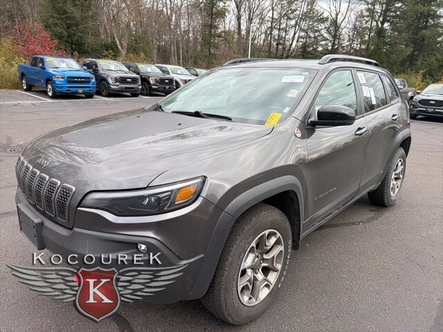 2022 Jeep Cherokee Trailhawk photo 3