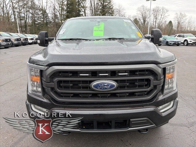 2022 Ford F-150 XLT photo 2