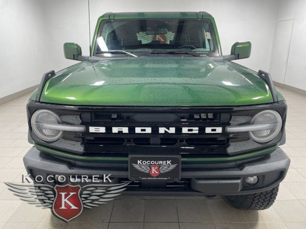 New 2025 Ford Bronco Outer Banks SUV