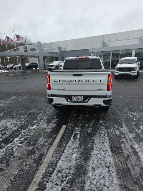 2021 Chevrolet Silverado 1500 RST photo 4