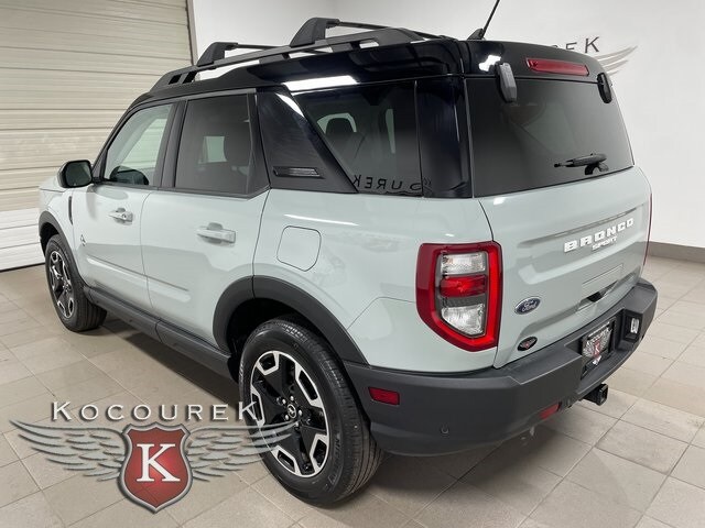 2024 Ford Bronco Sport Outer Banks photo 4