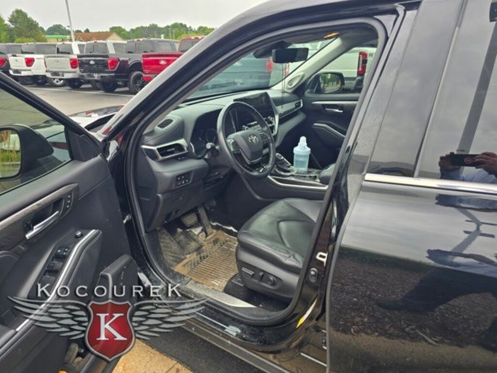 Used 2020 Toyota Highlander Platinum SUV