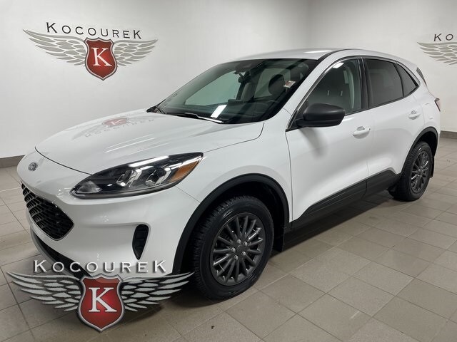 2022 Ford Escape SE photo 2