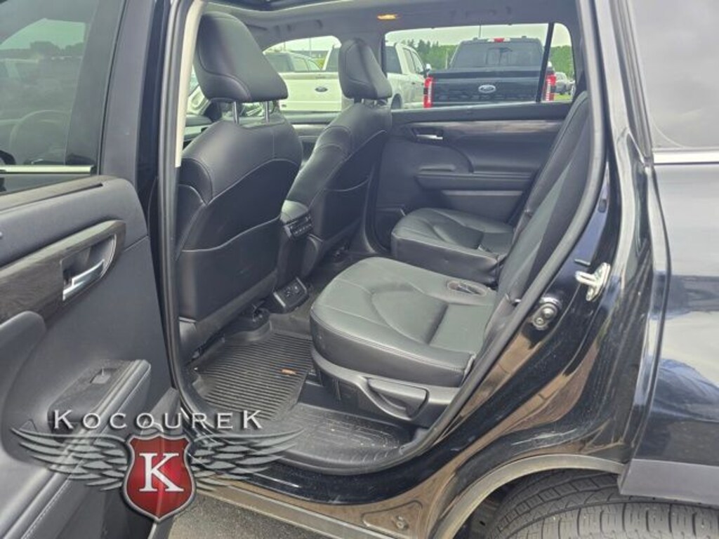 Used 2020 Toyota Highlander Platinum SUV