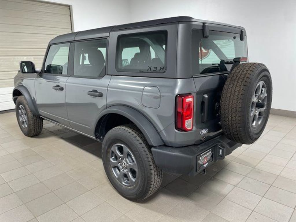New 2026 Ford Bronco Base SUV