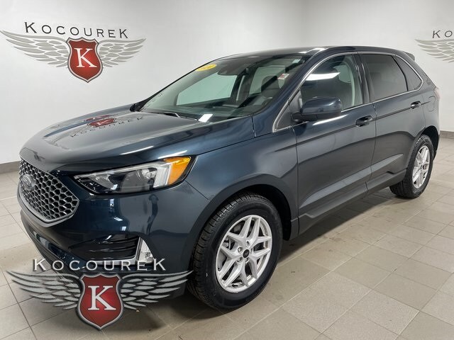 2024 Ford Edge SEL Sport photo 3