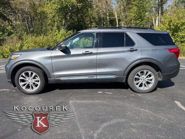 2022 Ford Explorer XLT photo 4