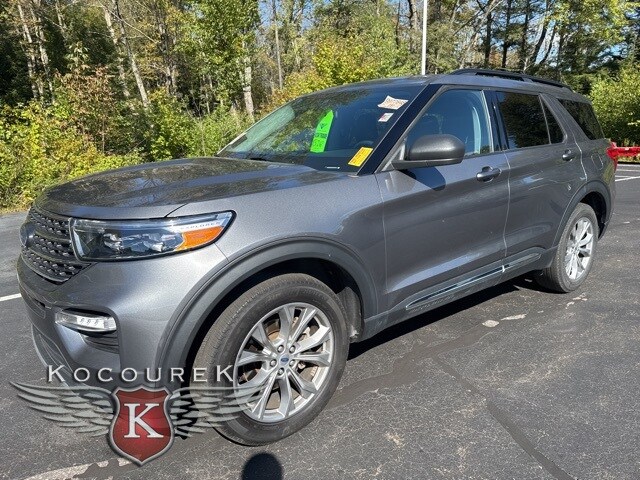 2022 Ford Explorer XLT photo 3