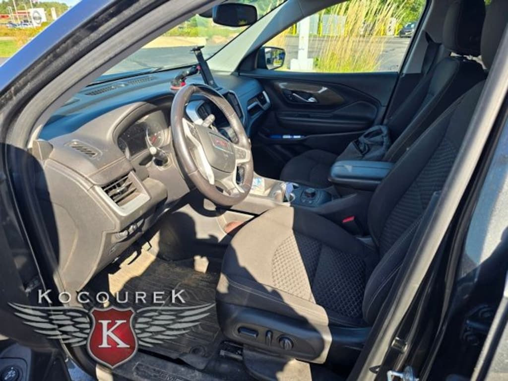 Used 2021 GMC Terrain SLE SUV