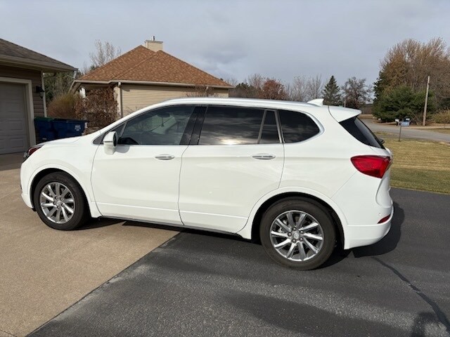 2020 Buick Envision Essence photo 4