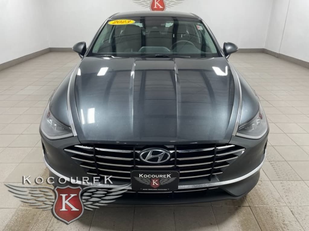 Used 2023 Hyundai Sonata SE Sedan