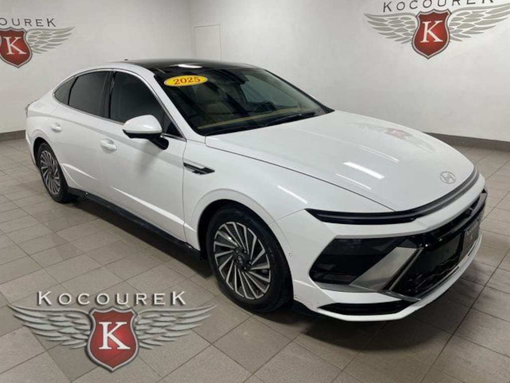 Used 2025 Hyundai Sonata Hybrid Limited Sedan
