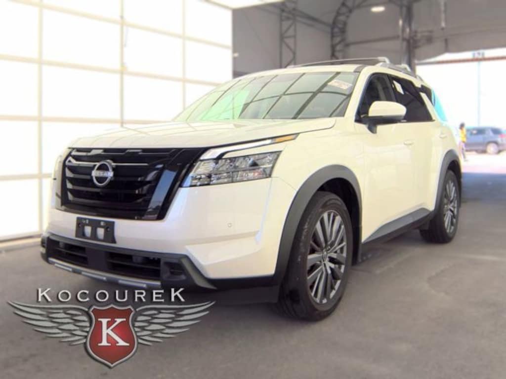 Used 2023 Nissan Pathfinder SL SUV