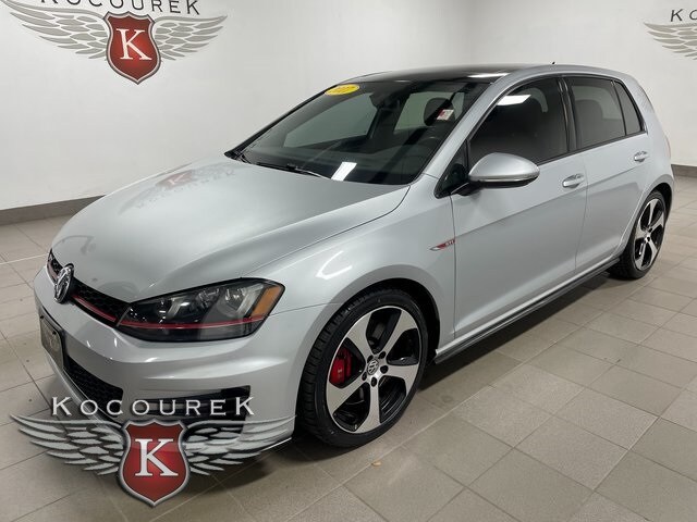 2017 Volkswagen Golf GTI SE photo 3