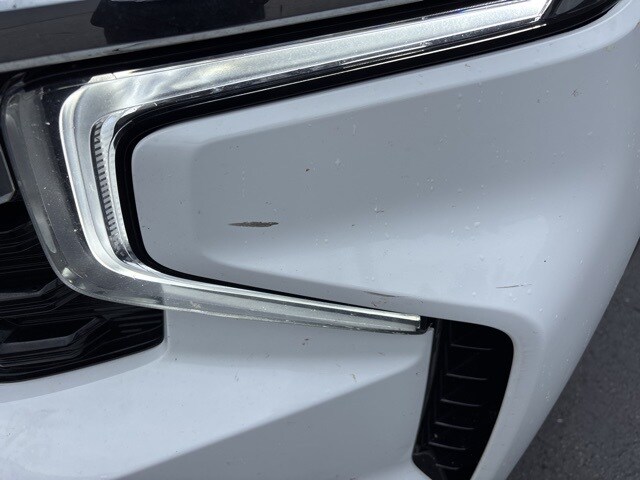 2022 Chevrolet Suburban LS photo 4