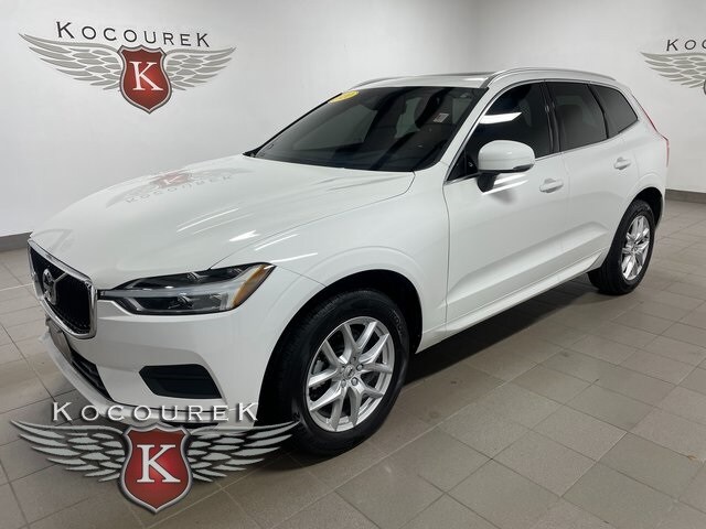 2020 Volvo XC60 T5 Momentum photo 3
