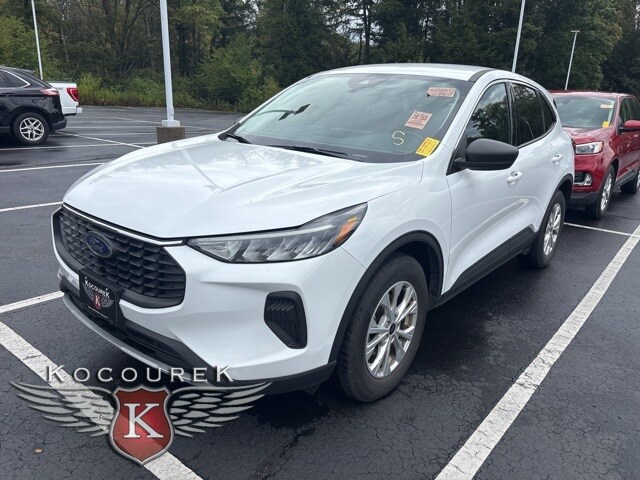 2024 Ford Escape Active photo 2