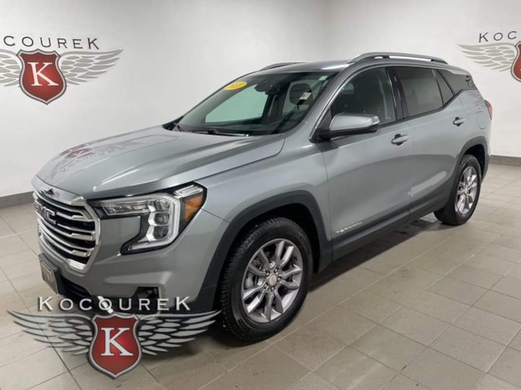 Used 2023 GMC Terrain SLT SUV