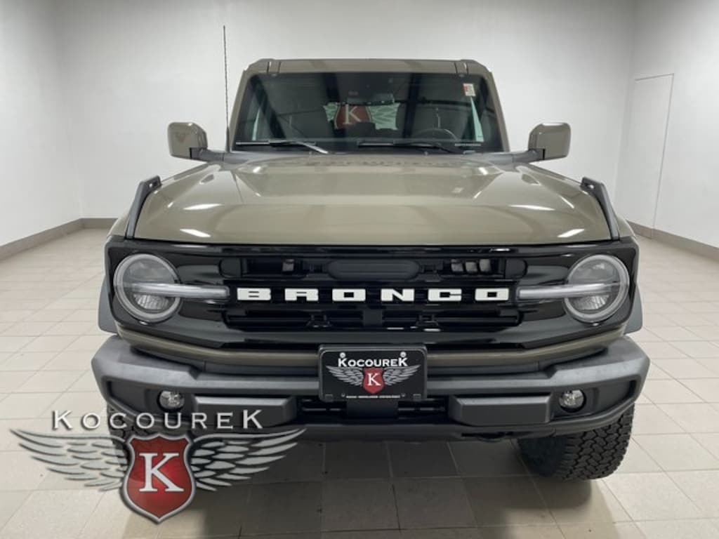 New 2025 Ford Bronco Outer Banks SUV