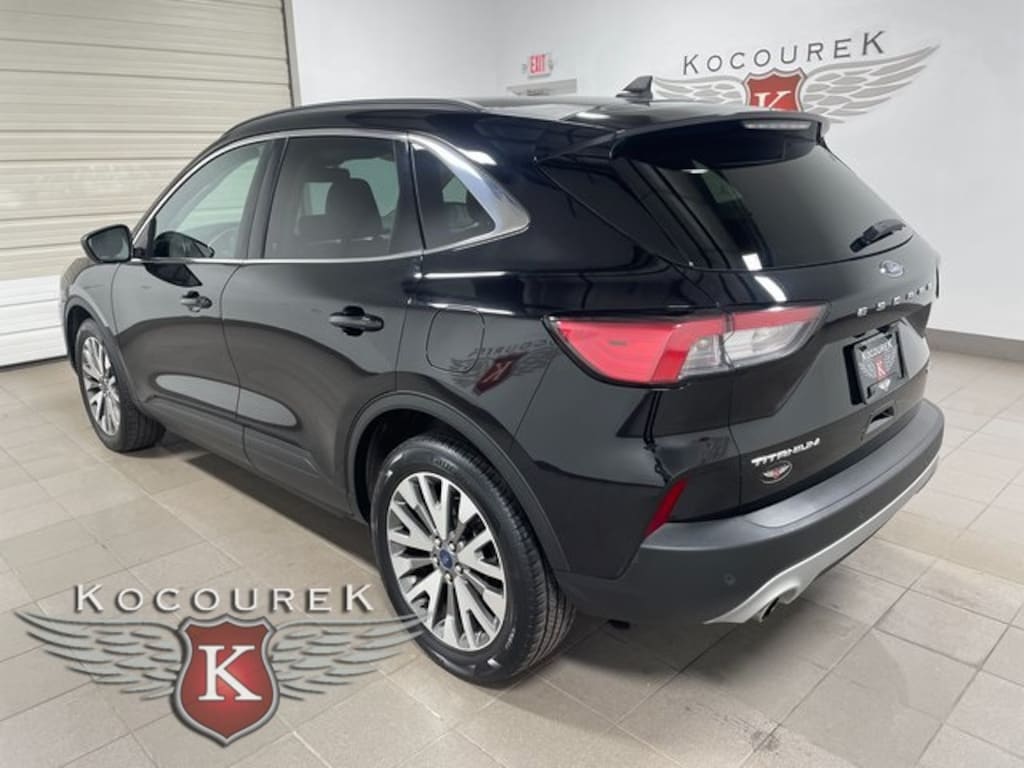 Used 2022 Ford Escape Titanium SUV