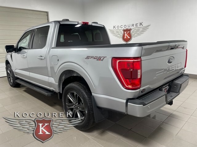 2022 Ford F-150 XLT photo 2