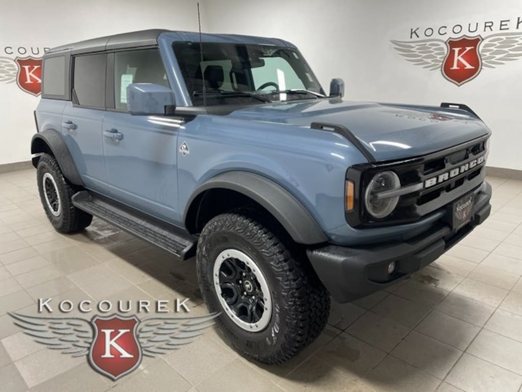 New 2025 Ford Bronco Outer Banks SUV