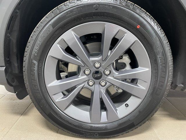 2026 Ford Explorer Active - Photo 7