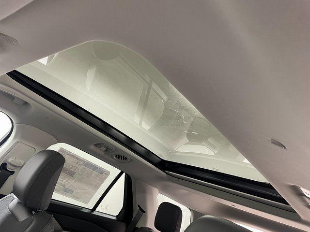 2026 Ford Explorer Active - Photo 20