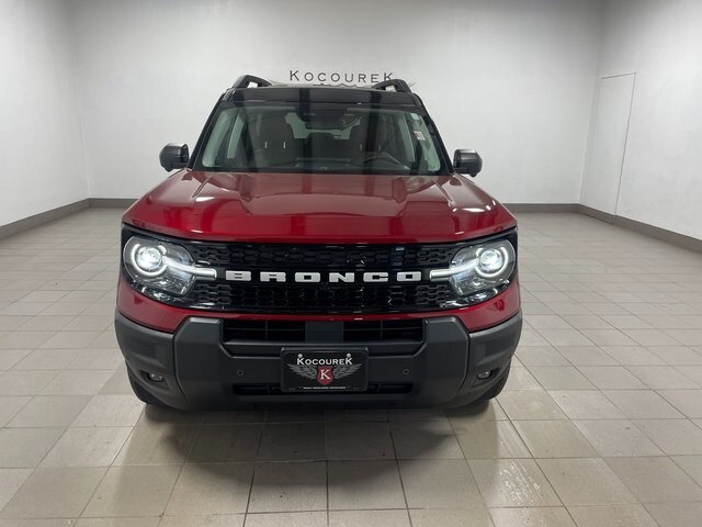 2025 Ford Bronco Sport Outer Banks photo 2