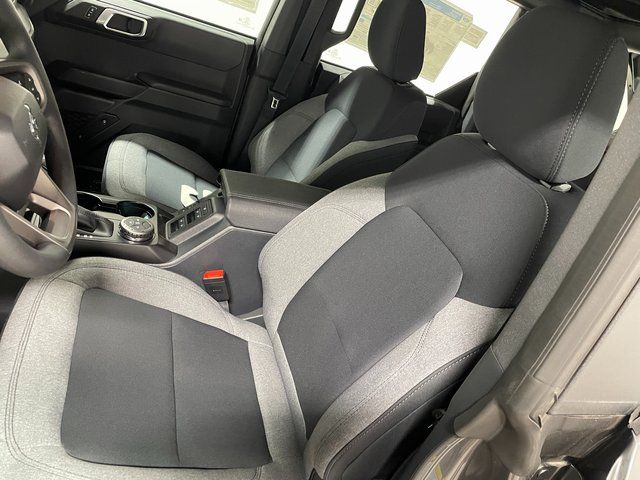 2026 Ford Bronco 4-Door Base - Photo 12