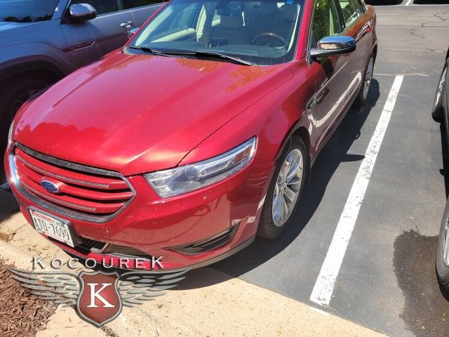 2014 Ford Taurus's photo