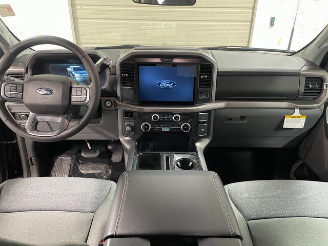 2026 Ford F-150 XLT - Photo 13