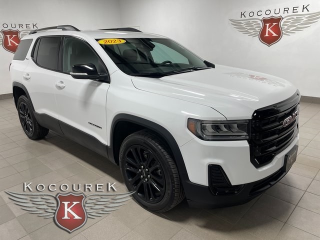 2023 GMC Acadia SLE's photo