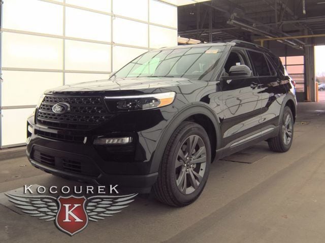 2024 Ford Explorer XLT 4WD's photo