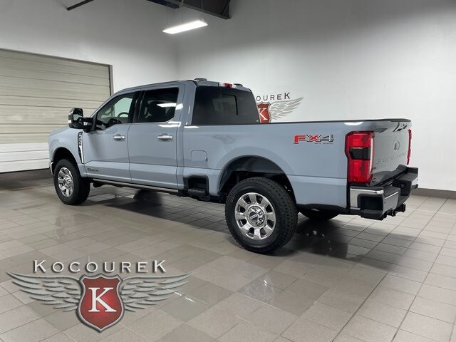 2025 Ford F-250 photo 4