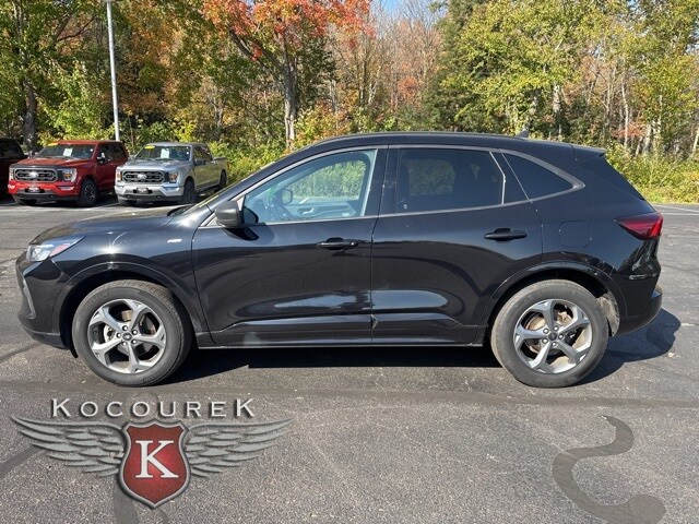 2023 Ford Escape ST-Line photo 3