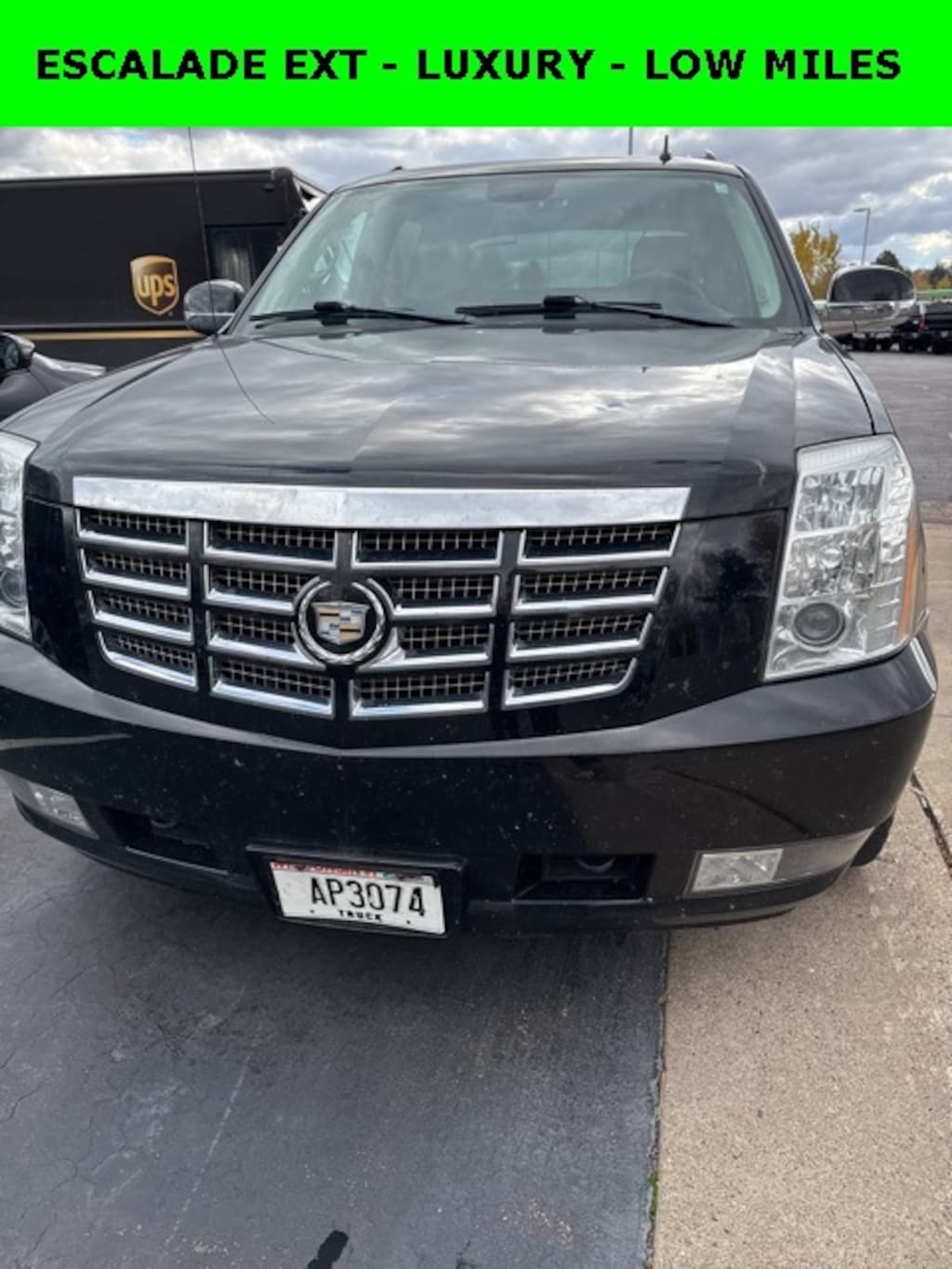 Used 2011 Cadillac Escalade EXT Luxury SUV