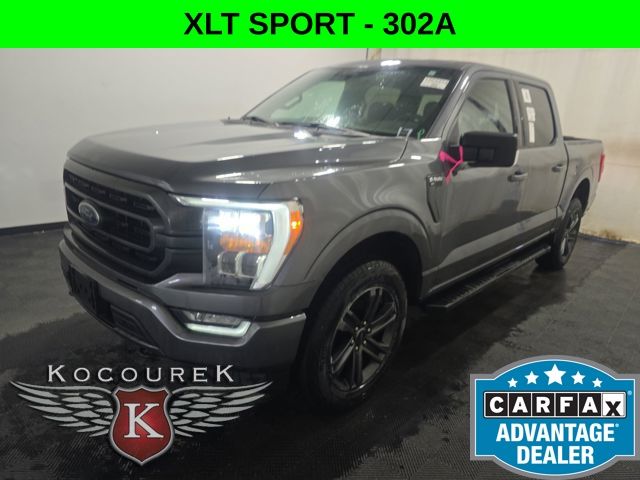 2022 Ford F-150 XLT 4x4 SuperCrew 145 in's photo