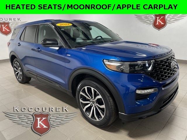 2022 Ford Explorer ST Line's photo