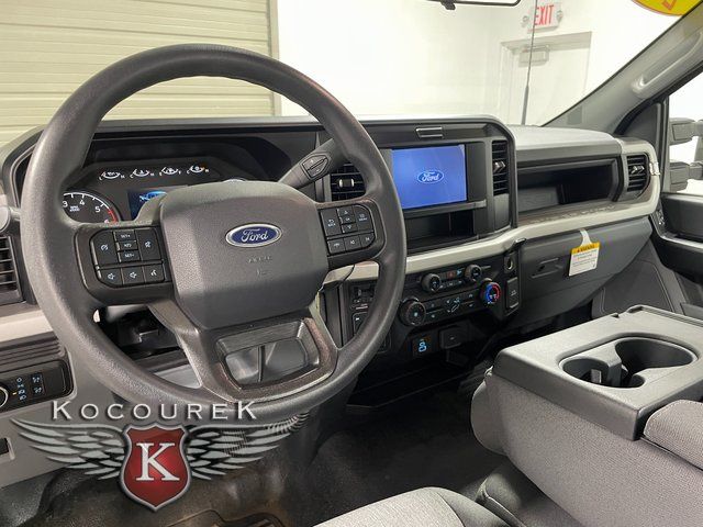 2026 Ford F-250 Super Duty XL - Photo 13