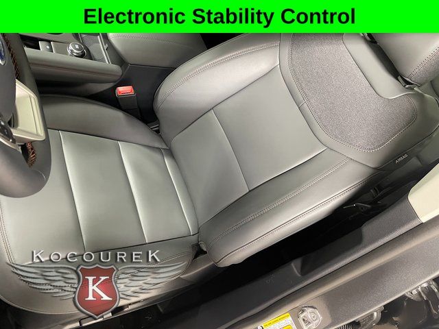 2026 Ford Explorer Active - Photo 12