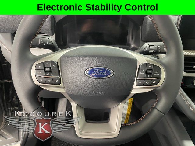 2026 Ford Explorer Active - Photo 14